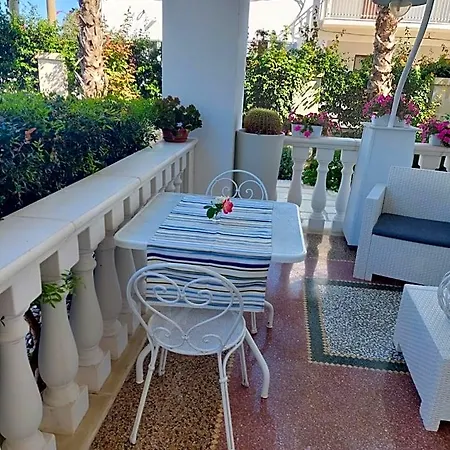 La Colimena 4*