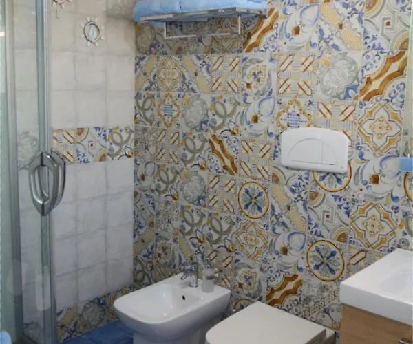 לינה וארוחת בוקר La Colimena טורה קולימנה