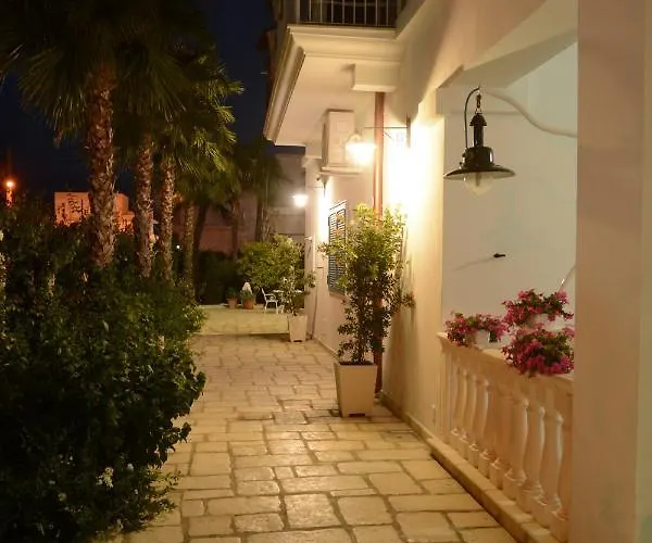 La Colimena לינה וארוחת בוקר 4*